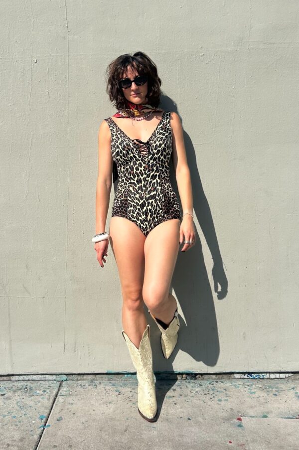 *AS-IS* 1960S COTTON BLEND ONE PIECE CHEETAH PRINT BATHING SUIT, STRUCTURED CUPS, LACE UP FRONT