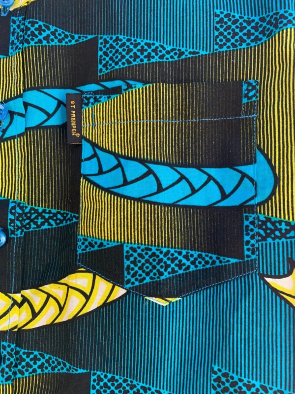 BRIGHT! SUPER FUN AFRICAN PRINT SHORT SLEEVE BUTTON DOWN SHIRT