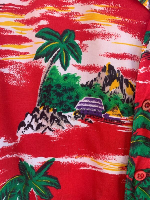 THE FABRIC!!! 1980S-90S CLASSIC TROPICAL PRINT RAYON HAWAIIAN SHIRT