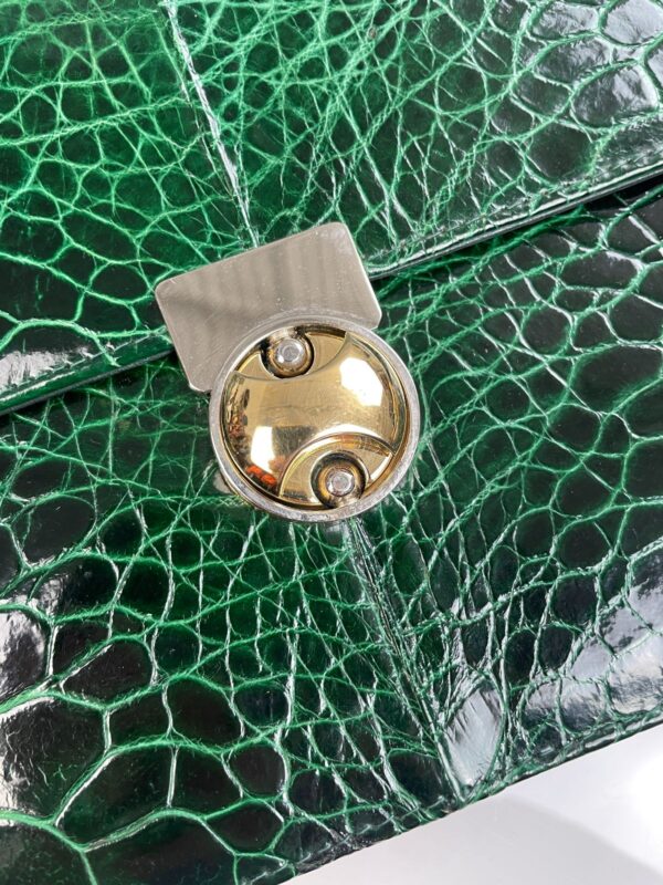 *AS-IS* MADE IN ITALY AUTHENTIC GREEN REPTILE LEATHER HANDBAG/ CLUTCH, UNIQUE 2-TONE LOCKING CLOSURE