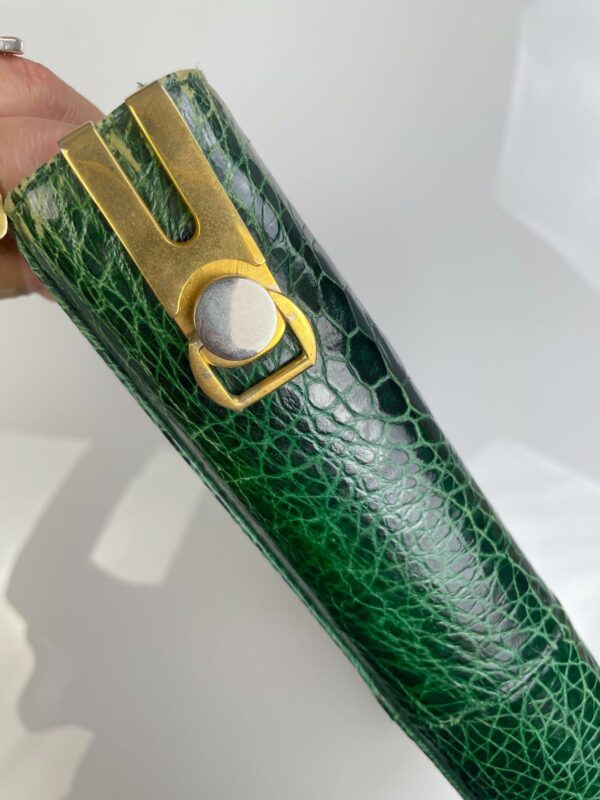 *AS-IS* MADE IN ITALY AUTHENTIC GREEN REPTILE LEATHER HANDBAG/ CLUTCH, UNIQUE 2-TONE LOCKING CLOSURE