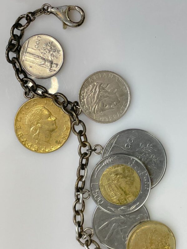 VINTAGE DANGLING ITALIAN COINS CHAIN LINK BRACELET