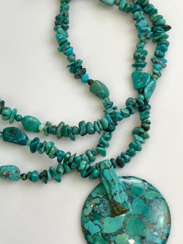 FULLY BEADED TRIPLE STRAND TURQUOISE CHIP NECKLACE, LARGE POLISHED DECO SHAPED PENDANT, 925 STERLING SILVER HARDWARE