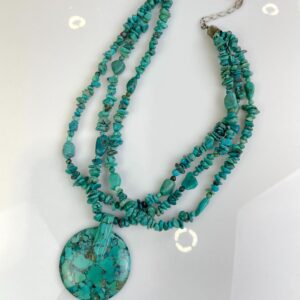 Photo detail:FULLY BEADED TRIPLE STRAND TURQUOISE CHIP NECKLACE, LARGE POLISHED DECO SHAPED PENDANT, 925 STERLING SILVER HARDWARE
