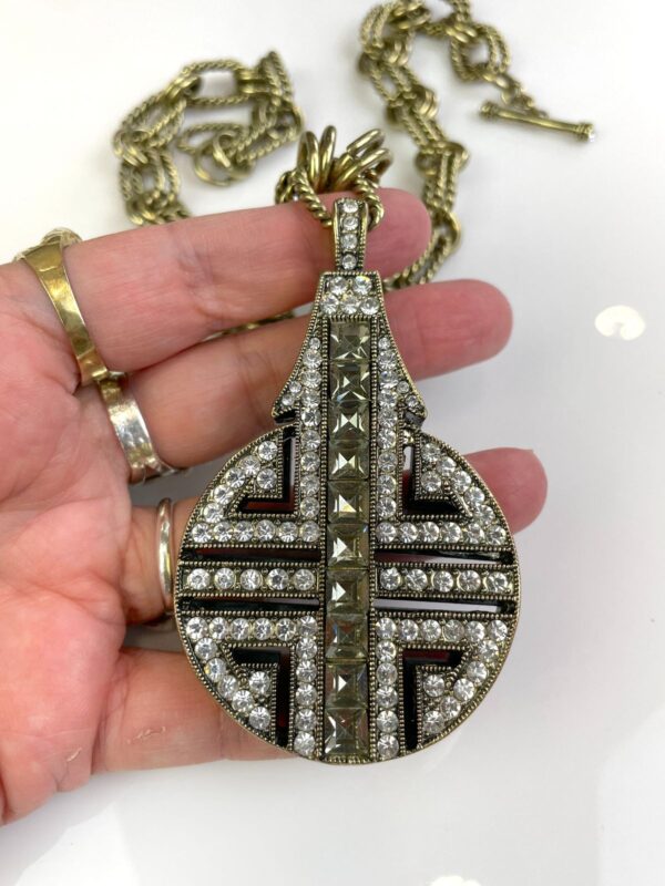 WOW! DOUBLE SIDED INLAY & RHINESTONE ENCRUSTED CHINESE SYMBOL PENDANT, HEAVY TWISTED DOUBLE LINK CHAIN