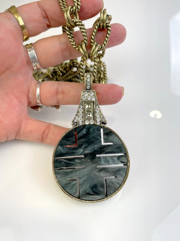 WOW! DOUBLE SIDED INLAY & RHINESTONE ENCRUSTED CHINESE SYMBOL PENDANT, HEAVY TWISTED DOUBLE LINK CHAIN
