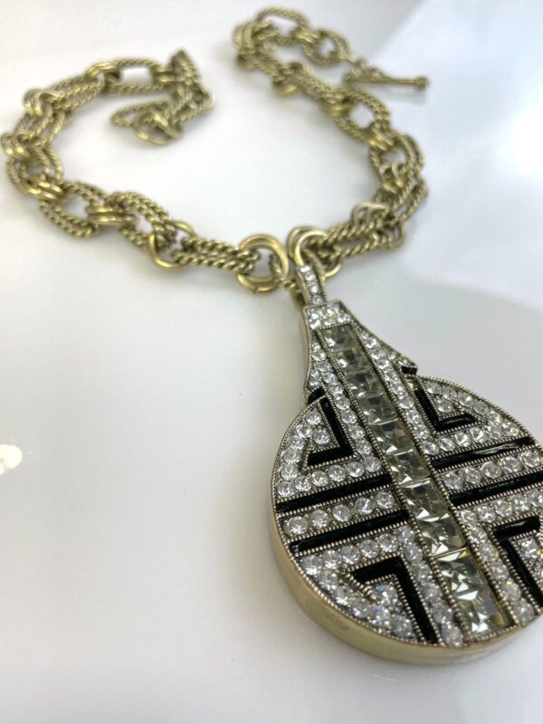WOW! DOUBLE SIDED INLAY & RHINESTONE ENCRUSTED CHINESE SYMBOL PENDANT, HEAVY TWISTED DOUBLE LINK CHAIN