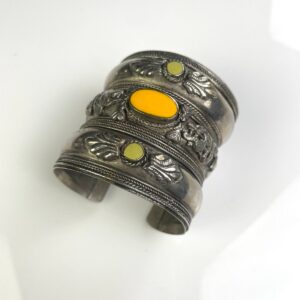 Photo detail:DECORATIVE TRIBAL TRIPLE WIDE SILVER CUFF BRACELET SEMI-PRECIOUS STONE INLAY