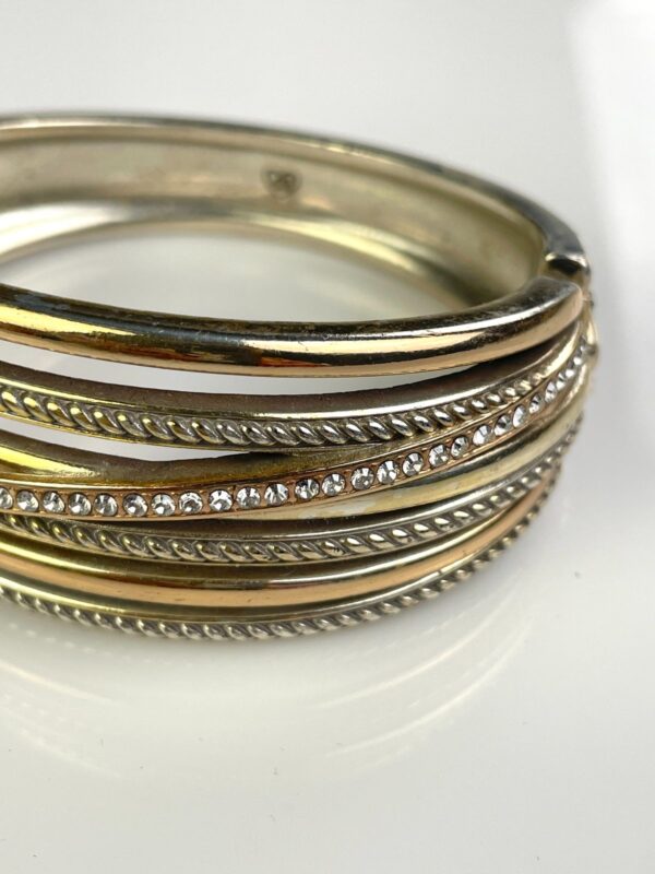 MULTI TONED CROSSOVER MIXED RHINESTONE CUFF BRACELET, MAGNETIC CLOSURE