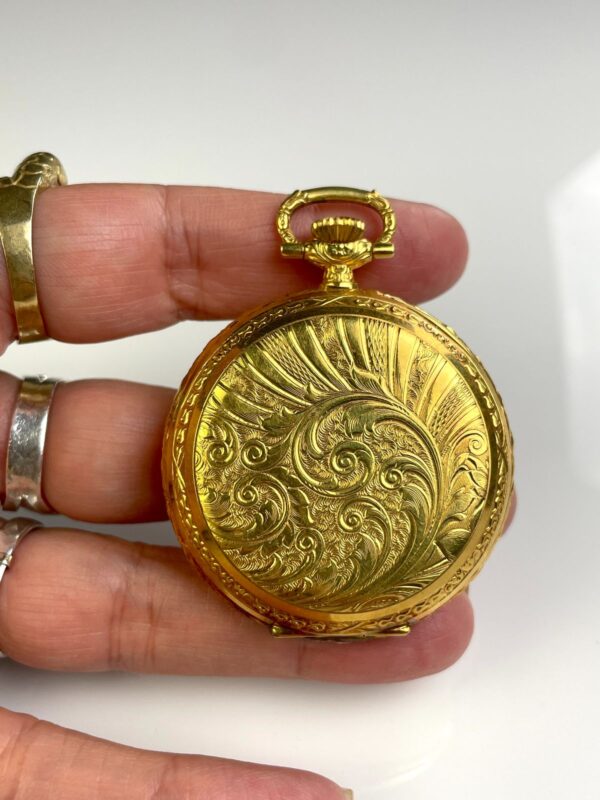 ORNATE GOLD PLATED WIND-UP POCKET WATCH 17 JEWELS INCABLOC SWISS MOVEMENT