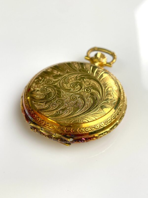 ORNATE GOLD PLATED WIND-UP POCKET WATCH 17 JEWELS INCABLOC SWISS MOVEMENT