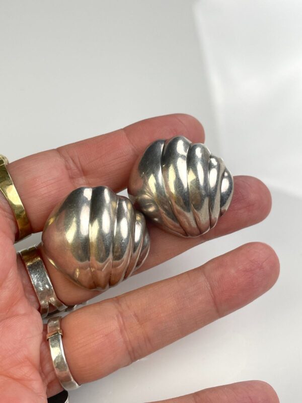 1980S 925 MEXICAN SILVER ORGANIC SHAPED CLIP EARRINGS *STAMPED
