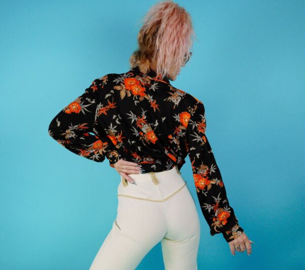*AS-IS* 1970S AUTUMN TONE FLORAL COLLARED POLY WRAP TOP