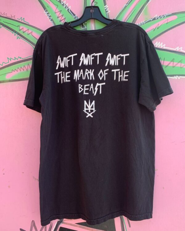 TAYLOR SWIFT WORSHIPS THE DEVIL FUNNY GRAPHIC T SHIRT - MARK OF THE BEAST, INVERTED CROSS