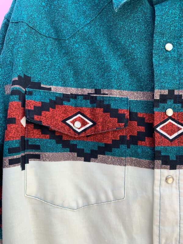 1990S SOUTHWESTERN PRINT 100% COTTON LONG SLEEVE PEARL SNAP WESTERN SHIRT