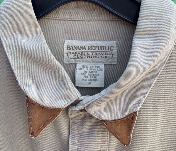 COTTON LONG SLEEVE BUTTON UP SHIRT W/ LEATHER COLLAR TIPS
