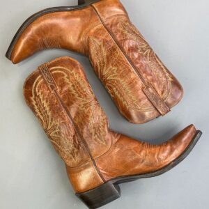 LUCCHESE GORGEOUS! EMBROIDERED LUCCHESE COWBOY BOOTS in COGNAC