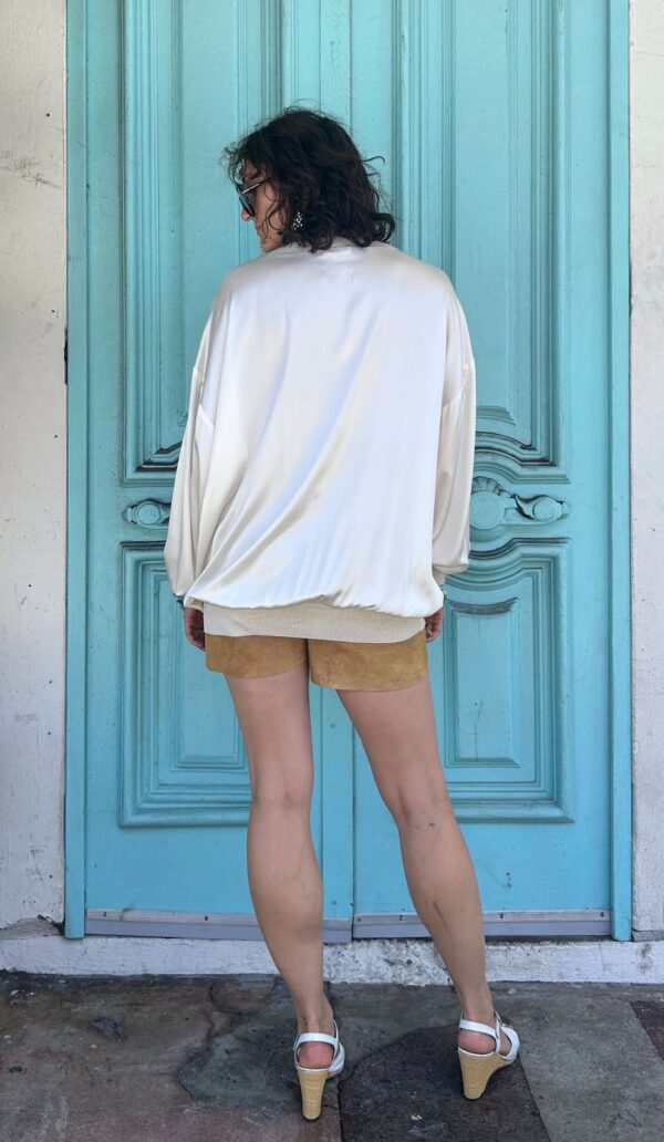AS-IS WOW! 1980S 100% SILK UNICORN EMBROIDERED SWEATSHIRT, RIBBED COLLAR & CUFFS