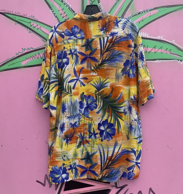 1990S SLINKY RAYON TROPICAL PRINT SHIRT