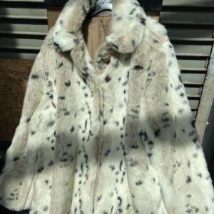 Photo detail:*AS-IS* SNOW LEOPARD SPOTTED WHITE FAUX FUR COAT, LEATHER BUTTONS