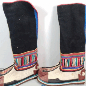 Photo detail:#BURNINGMAN VINTAGE TIBETAN TRADITIONAL TEXTILE PATCHWORK BOOTS