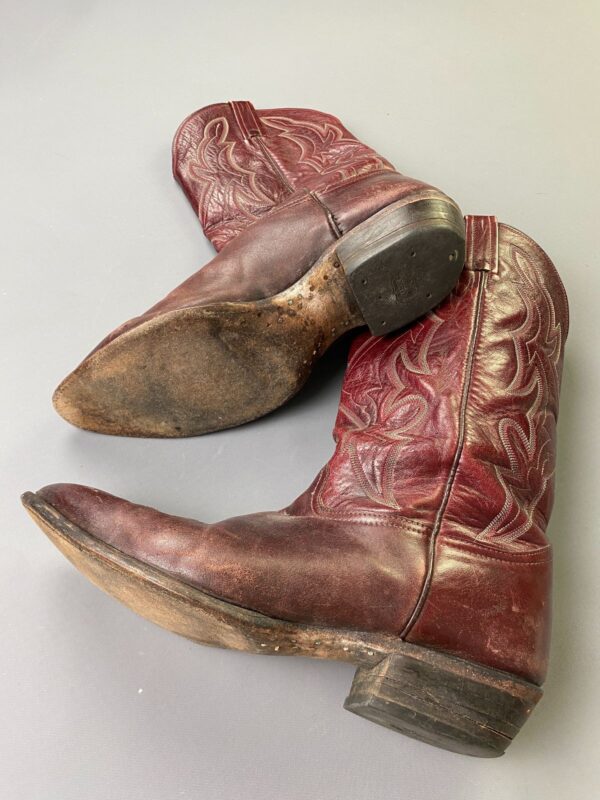 SUPER SOFT & SUPPLE OXBLOOD COWBOY BOOTS, EMBOSSED & STITCHED DESIGN