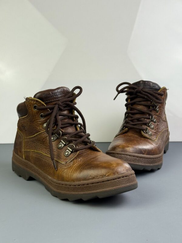 LEATHER LACE UP HIKING BOOTS
