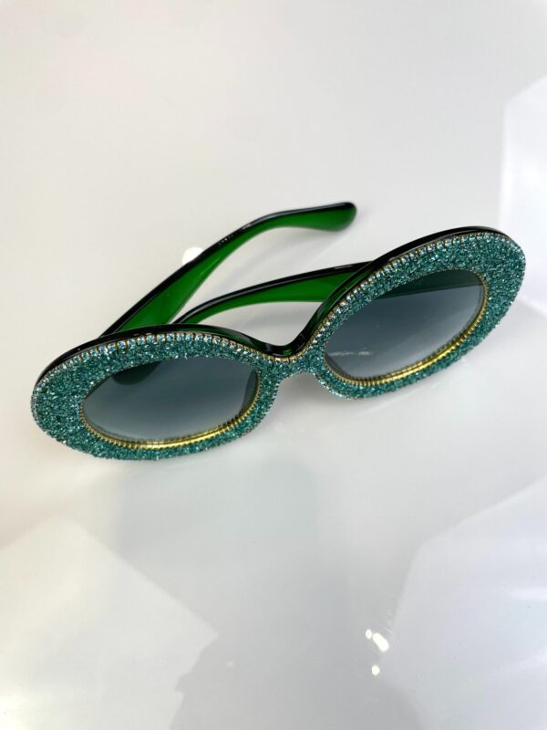 FUN!! OVERSIZED ROUND GLITTER & RHINESTONE FRAMED SUNGLASSES