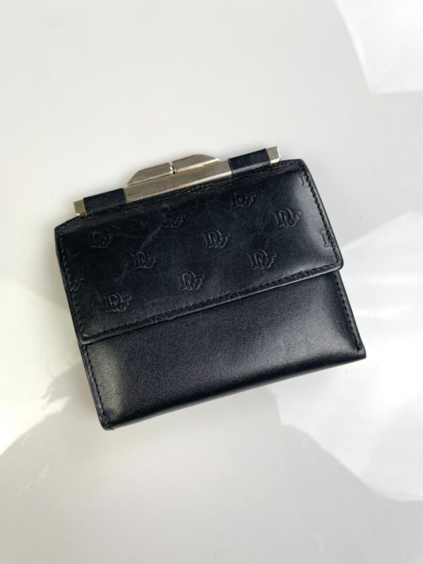 DIOR EMBOSSED LEATHER CHANGE WALLET W/ METAL SNAP CLOSURE