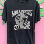 RETRO NFL LOS ANGELES RAIDERS HELMET GRAPHIC SINGLE STITCH T-SHIRT