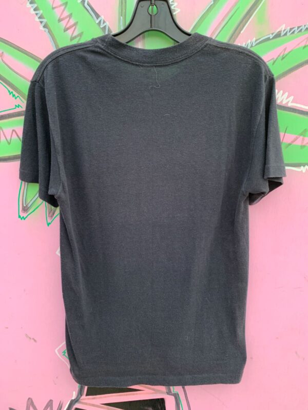 RETRO NFL LOS ANGELES RAIDERS HELMET GRAPHIC SINGLE STITCH T-SHIRT