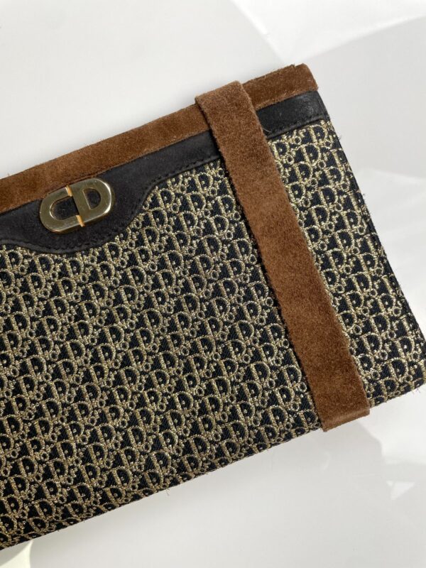 RETRO SUEDE & GOLD LUREX JACQUARD MONOGRAM CLUTCH W/ LEATHER INTERIOR & REMOVABLE SUEDE BAND - MADE IN MEXICO