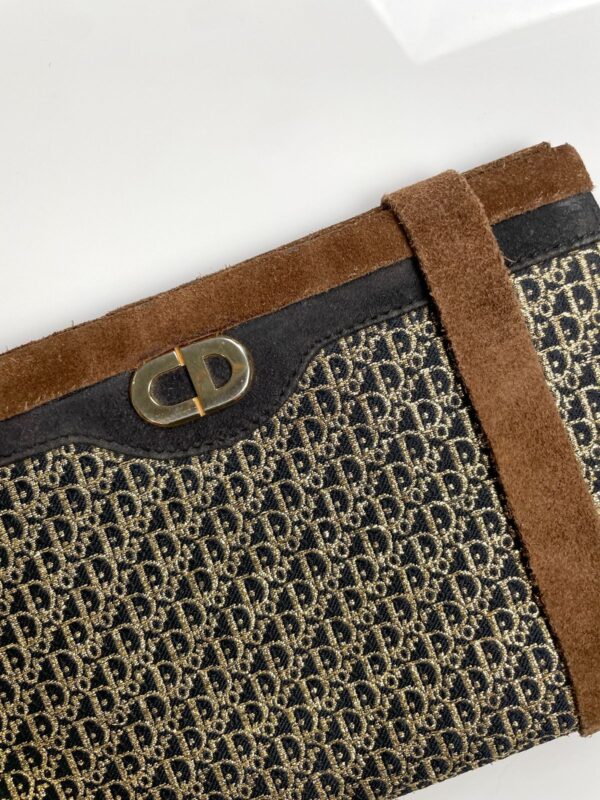 RETRO SUEDE & GOLD LUREX JACQUARD MONOGRAM CLUTCH W/ LEATHER INTERIOR & REMOVABLE SUEDE BAND - MADE IN MEXICO
