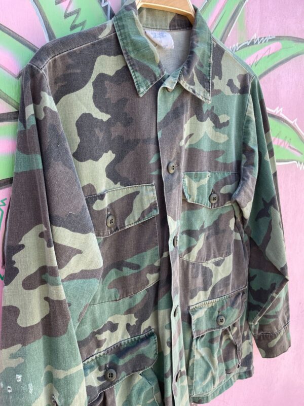 100% COTTON LIGHTWEIGHT SUPER SOFT & FADED CAMO PRINT MILITARY FATIGUE JACKET