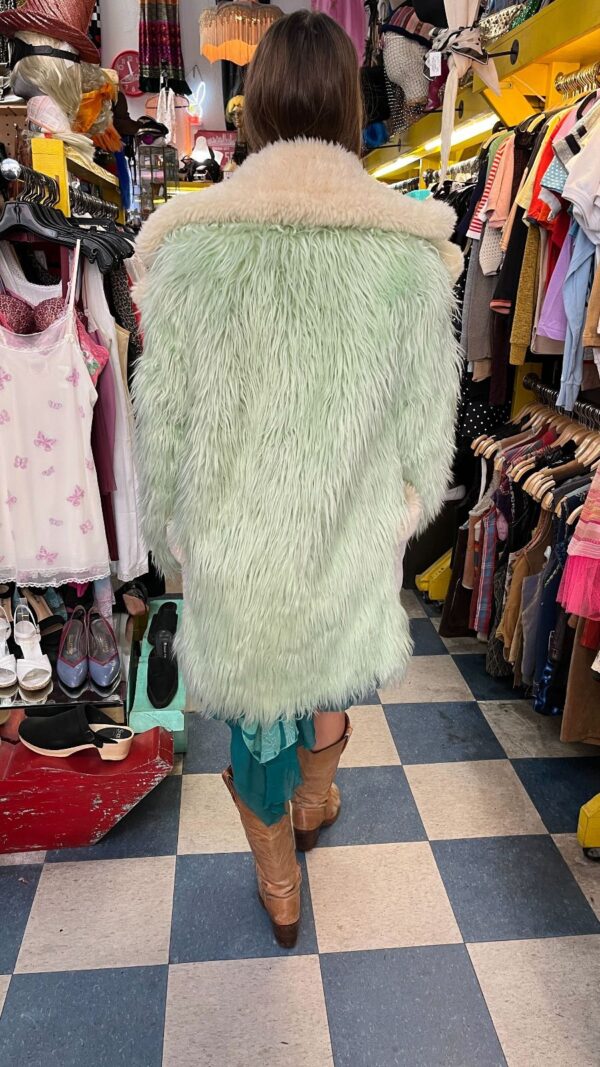 AMAZING! NWT COACH SPRING / SUMMER 2015 MINTY GREEN & WHITE SHEARLING LAMBS WOOL MONSTER FUR COAT