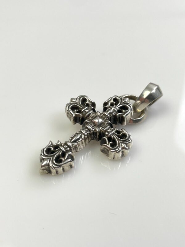 ORNATE FLEUR DE LYS FILIGREE CROSS 925 STERLING SILVER WITH BAIL