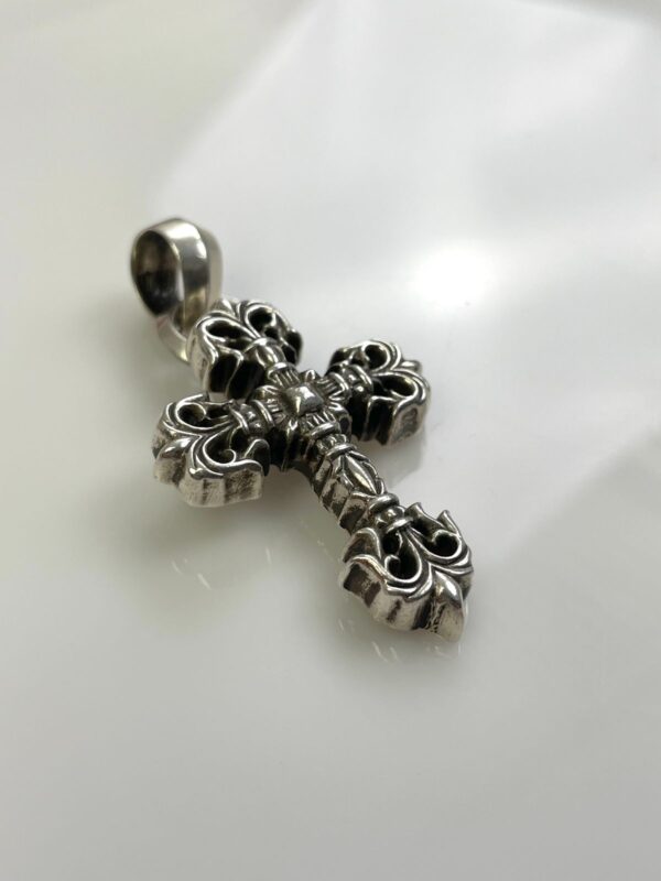 ORNATE FLEUR DE LYS FILIGREE CROSS 925 STERLING SILVER WITH BAIL