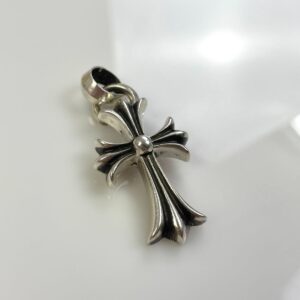 Photo detail:CLASSIC 925 STERLING SILVER CHROME HEARTS LARGE CROSS WITH BAIL
