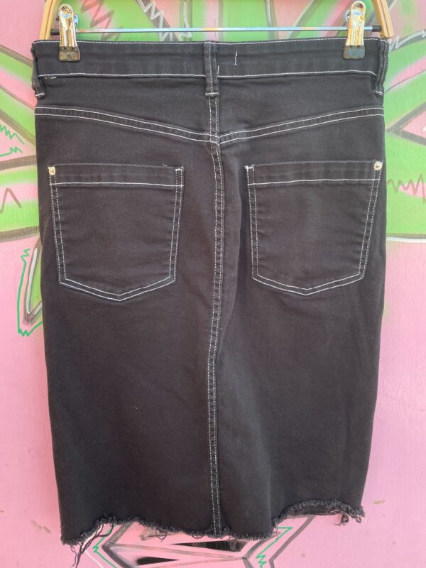 BLACK STRETCH PENCIL SKIRT, CONTRAST STITCHING