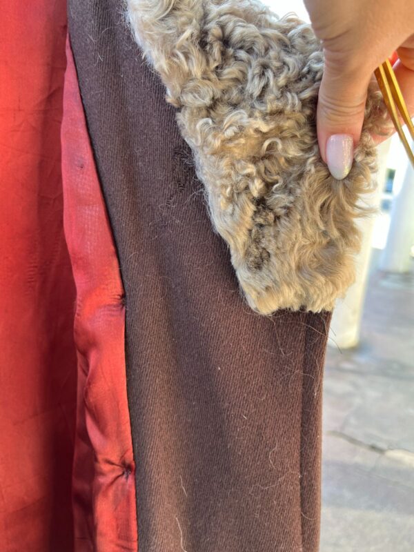 *AS-IS* JACKET FULL LENGTH TRENCH WITH SHEEP TRIM WITH BELT DOUBLE BREASTED