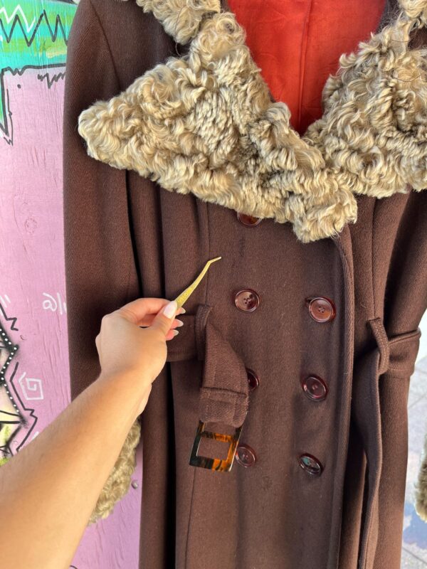 *AS-IS* JACKET FULL LENGTH TRENCH WITH SHEEP TRIM WITH BELT DOUBLE BREASTED