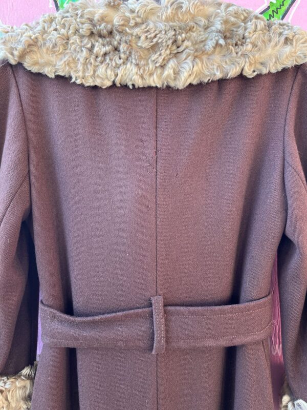 *AS-IS* JACKET FULL LENGTH TRENCH WITH SHEEP TRIM WITH BELT DOUBLE BREASTED