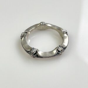 Photo detail:925 STERLING SILVER CHROME HEARTS PLUS AND BONE RING