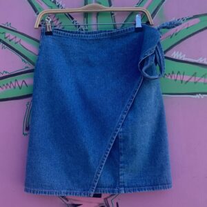 Photo detail:1990S MEDIUM WASH DENIM WRAP SKIRT