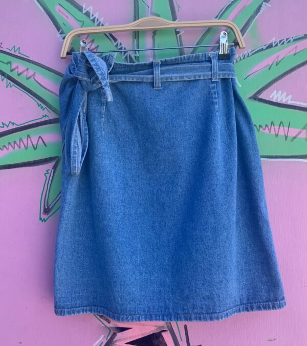 1990S MEDIUM WASH DENIM WRAP SKIRT