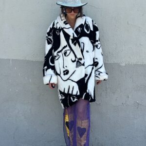 Photo detail:PICASSO FACE ABSTRACT ART FAUX FUR COAT