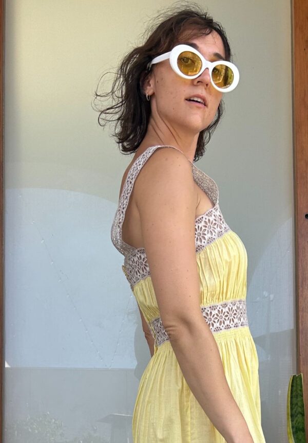 OVAL YELLOW LENSE SUNGLASSES