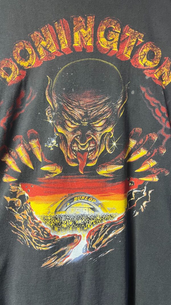 DONINGTON MONSTERS OF ROCK MUSIC FESTIVAL AUGUST 1996 TOUR GRAPHIC COTTON T-SHIRT