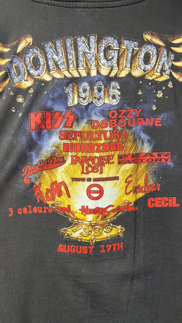 DONINGTON MONSTERS OF ROCK MUSIC FESTIVAL AUGUST 1996 TOUR GRAPHIC COTTON T-SHIRT