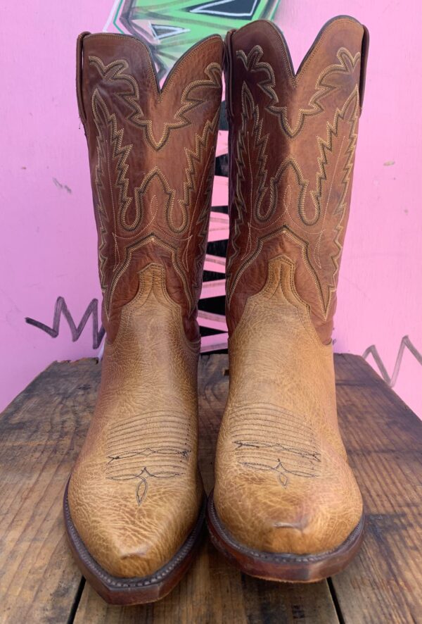 SNIP TOE TWO TONE LEATHER STITCH PANEL COWBOY BOOTS